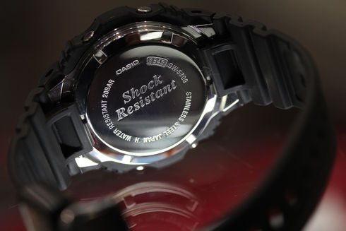 CASIO G-SHOCK DW-5700ML-1JF 20周年記念モデル