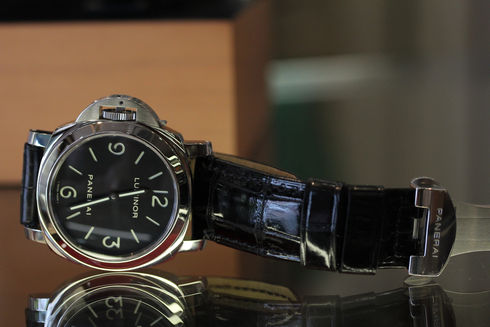 PANERAI Luminor Base Left Hand PAM00219 