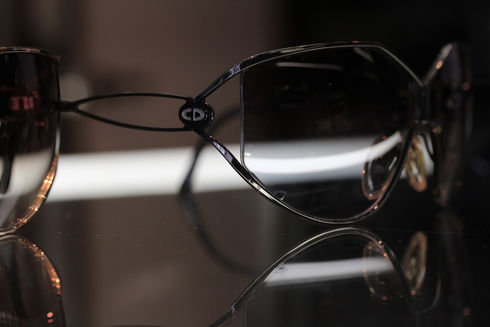 Christian Dior	ビッグメタルサングラス
