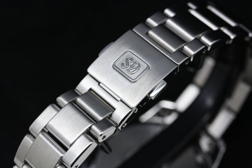 Grand Seiko Power Reserve Spring Drive Ref.SBGA027 (9)[1].jpg