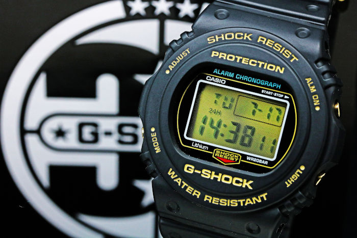 腕時計(デジタル)G-SHOCK DW-5735D-1BJR 35周年 - www.primator.cz