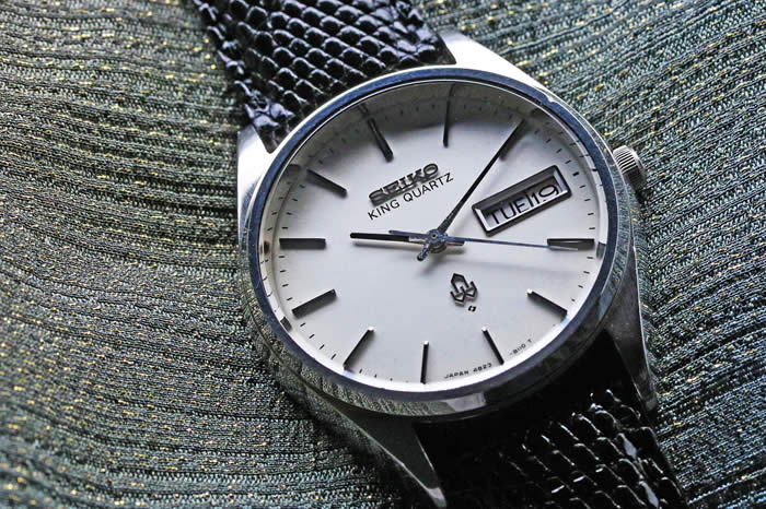 全体的に小キズスリキズあり【稼働美品】SEIKO KING QUARTZ セイコー キングクォーツ 48系