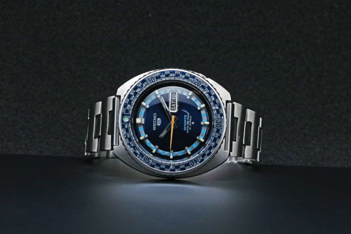 セイコー 5スポーツ チェッカーベゼル 6119-8300 腕時計のご売却なら